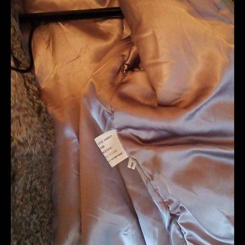 Rabbit Jacket - Picture 4 of 4